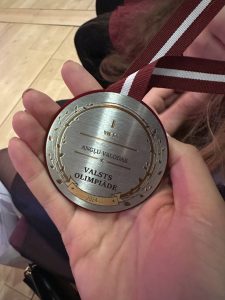 Apsveicam angļu valodas olimpiādes uzvarētāju !