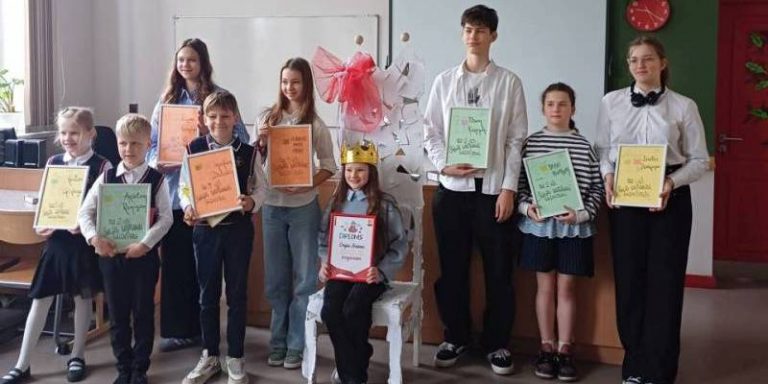 Skaļās lasīšanas sacensības  Rīgas pamatskolā ,,Rīdze’’