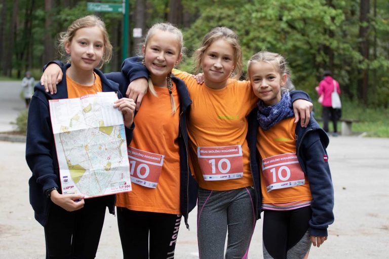 “Rīdzes” meitenes piedalās rogaininga sacensībās