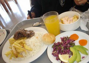 Par izglītojamo ēdināšanu