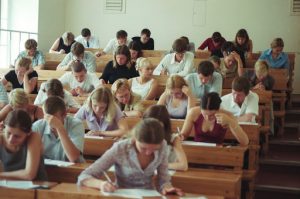 Mainīti iestājpārbaudījuma norises laiki Rīgas valsts ģimnāzijās